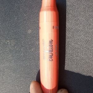 Revlon kiss cushion lip tint
